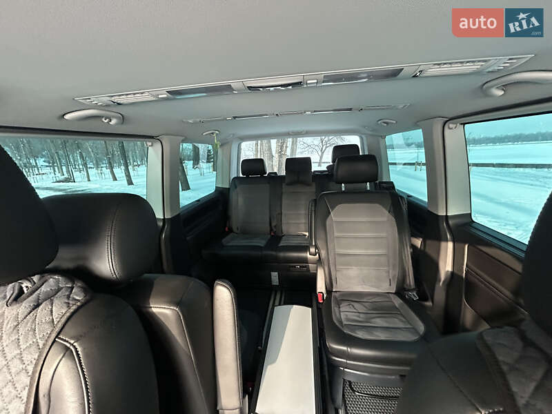 Минивэн Volkswagen Multivan 2020 в Киеве