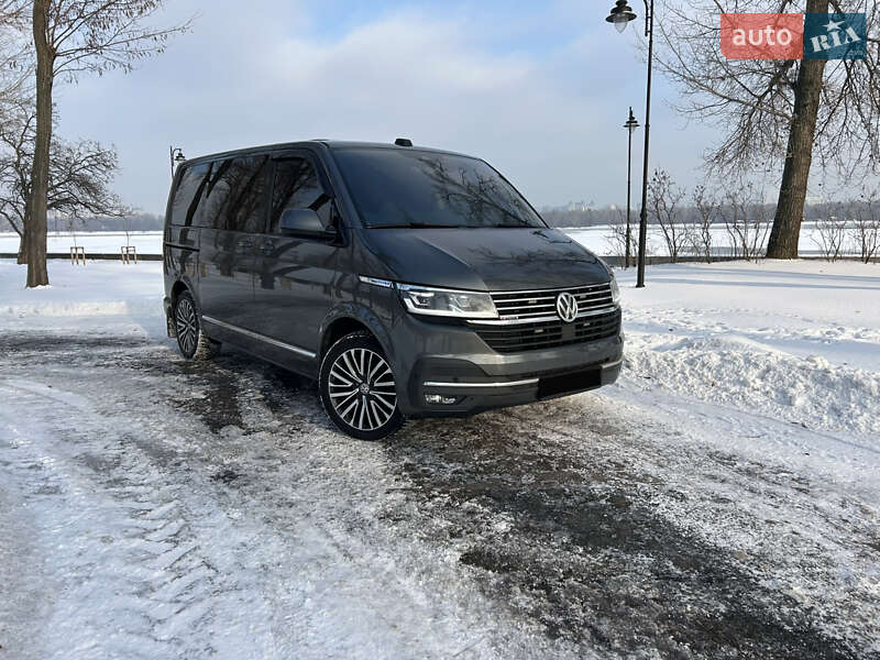 Минивэн Volkswagen Multivan 2020 в Киеве