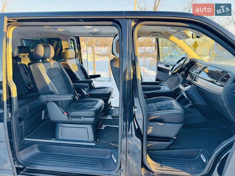 Минивэн Volkswagen Multivan 2018 в Иршаве