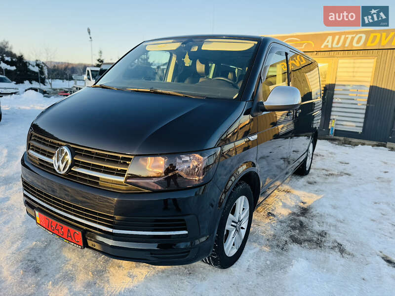 Минивэн Volkswagen Multivan 2018 в Иршаве