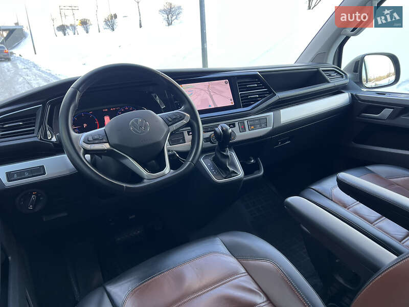 Минивэн Volkswagen Multivan 2020 в Киеве