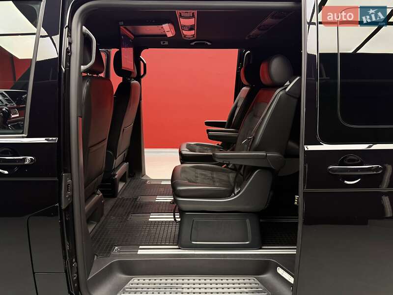 Минивэн Volkswagen Multivan 2019 в Киеве фото 37 Минивэн Volkswagen Multivan 2019 в Киеве