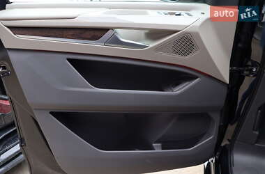 Минивэн Volkswagen Multivan 2024 в Львове фото 9 Минивэн Volkswagen Multivan 2024 в Львове