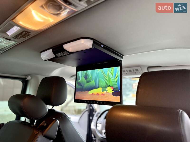 Минивэн Volkswagen Multivan 2015 в Днепре