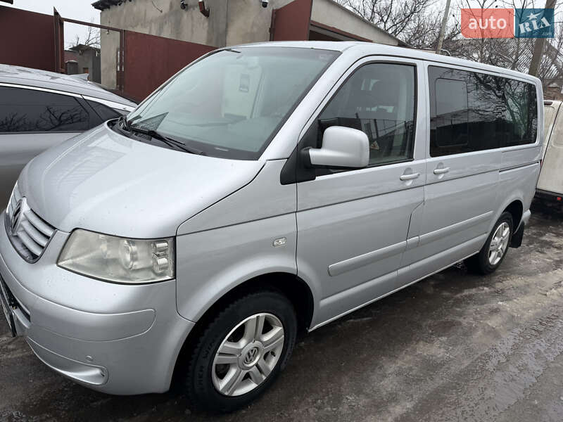 Минивэн Volkswagen Multivan 2007 в Николаеве