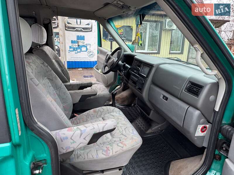 Минивэн Volkswagen Multivan 1996 в Славянске