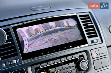 Минивэн Volkswagen Multivan 2011 в Киеве