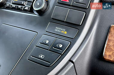 Минивэн Volkswagen Multivan 2011 в Киеве