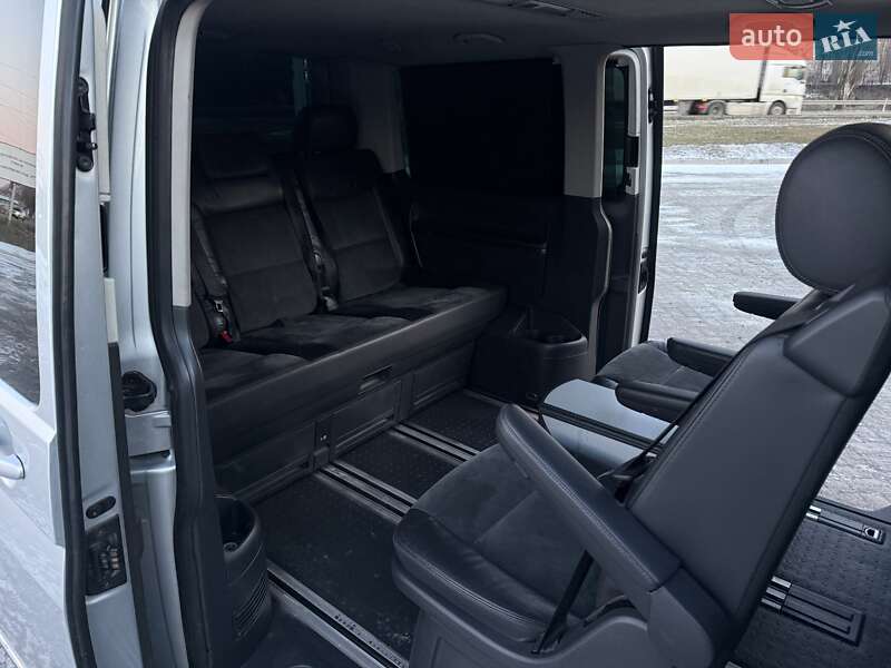 Минивэн Volkswagen Multivan 2013 в Днепре