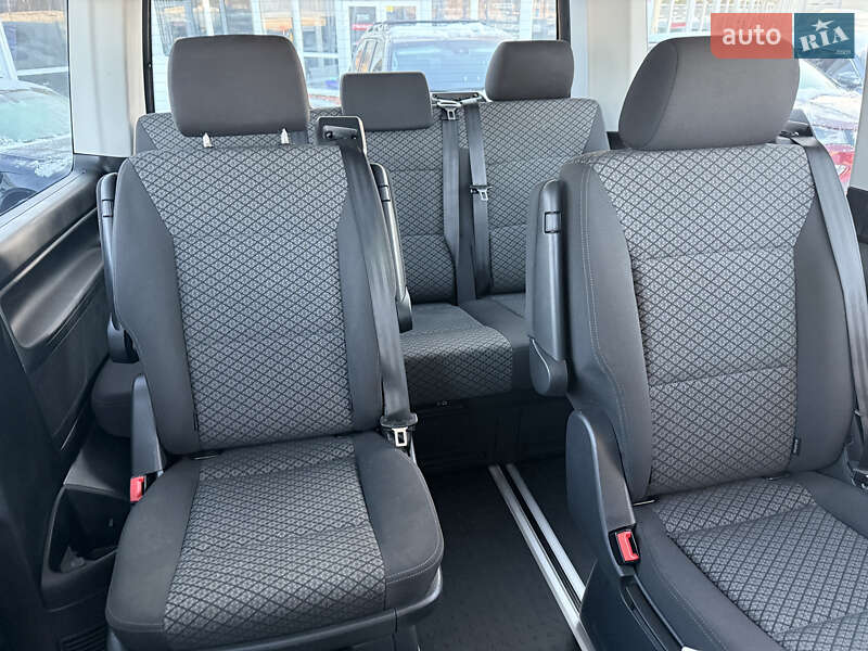 Минивэн Volkswagen Multivan 2020 в Житомире фото 12 Минивэн Volkswagen Multivan 2020 в Житомире