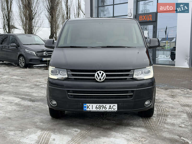 Минивэн Volkswagen Multivan 2014 в Киеве