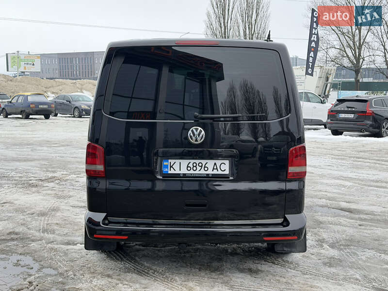 Минивэн Volkswagen Multivan 2014 в Киеве