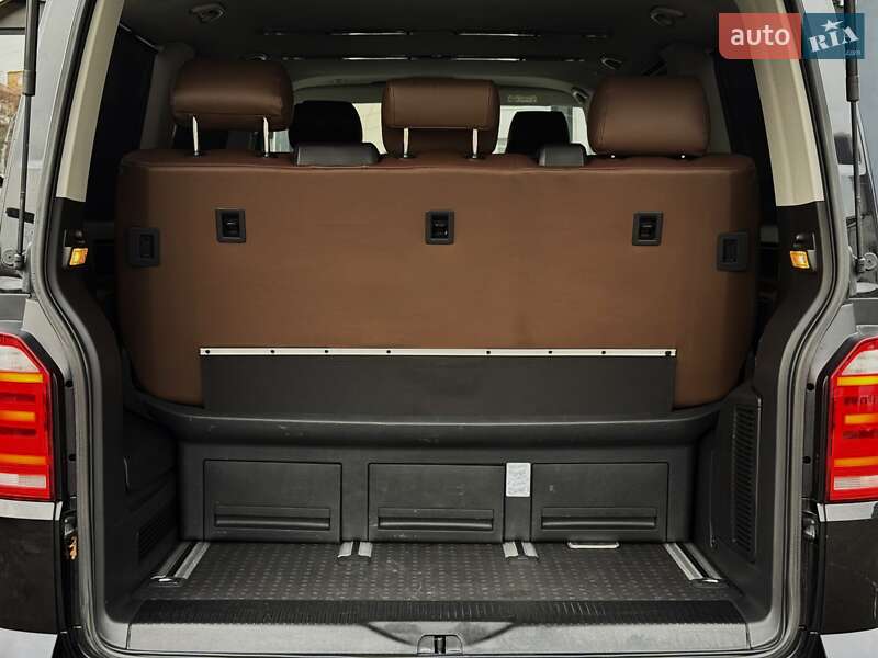Минивэн Volkswagen Multivan 2018 в Киеве
