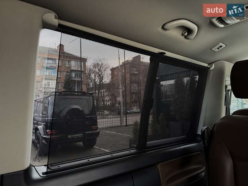 Минивэн Volkswagen Multivan 2018 в Киеве