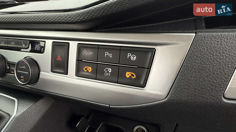 Минивэн Volkswagen Multivan 2020 в Киеве