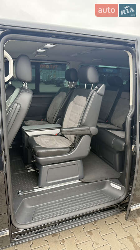 Минивэн Volkswagen Multivan 2020 в Киеве