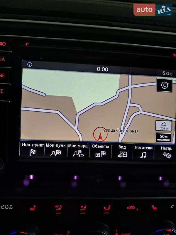 Минивэн Volkswagen Multivan 2016 в Хусте фото 32 Минивэн Volkswagen Multivan 2016 в Хусте