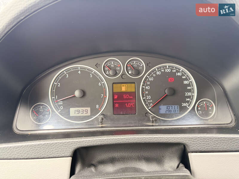 Минивэн Volkswagen Multivan 2008 в Днепре