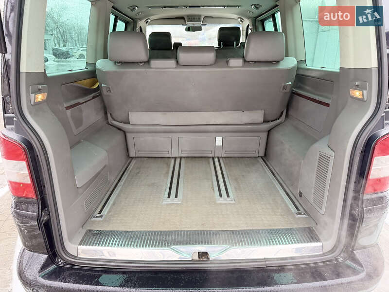 Минивэн Volkswagen Multivan 2008 в Днепре