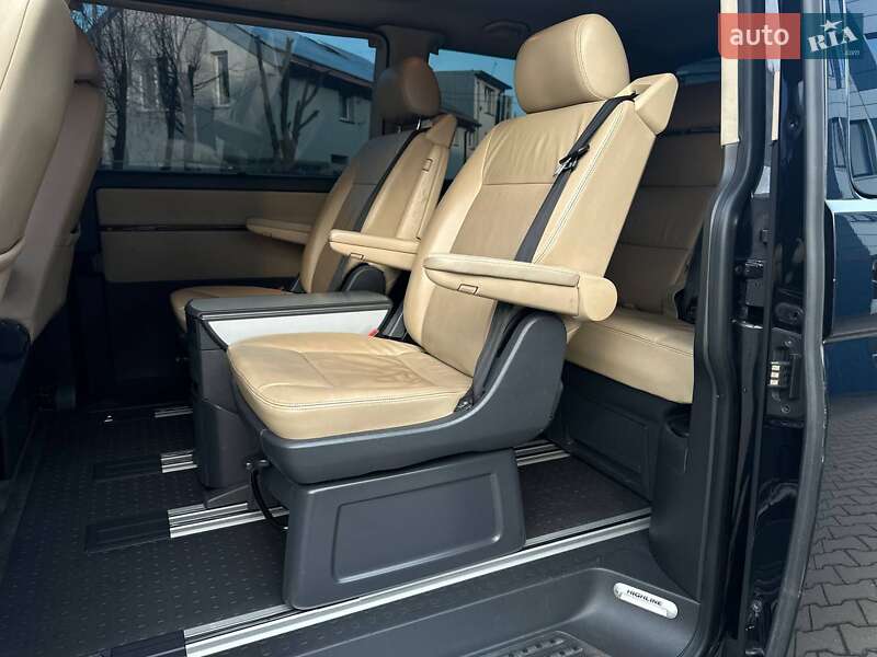 Минивэн Volkswagen Multivan 2011 в Ивано-Франковске