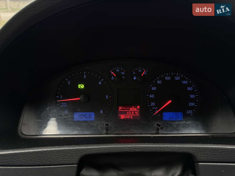 Минивэн Volkswagen Multivan 2007 в Ивано-Франковске