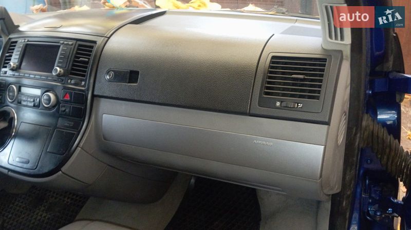 Мінівен Volkswagen Multivan 2006 в Києві фото 8 Мінівен Volkswagen Multivan 2006 в Києві