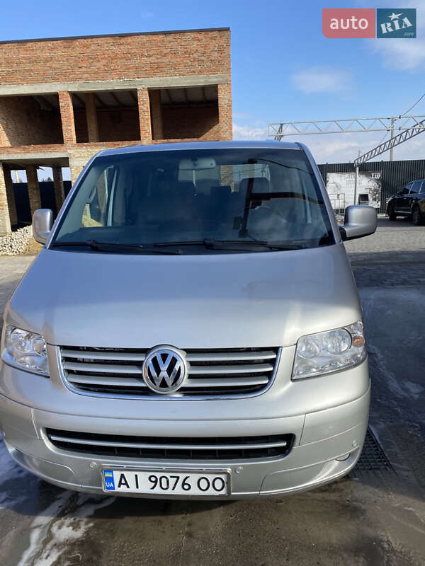 Минивэн Volkswagen Multivan 2006 в Львове