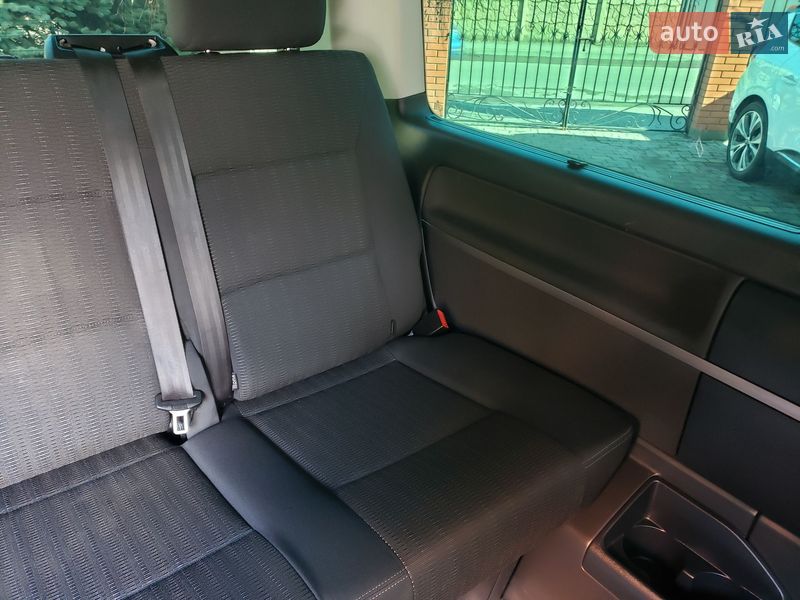 Минивэн Volkswagen Multivan 2017 в Луцке фото 76 Минивэн Volkswagen Multivan 2017 в Луцке