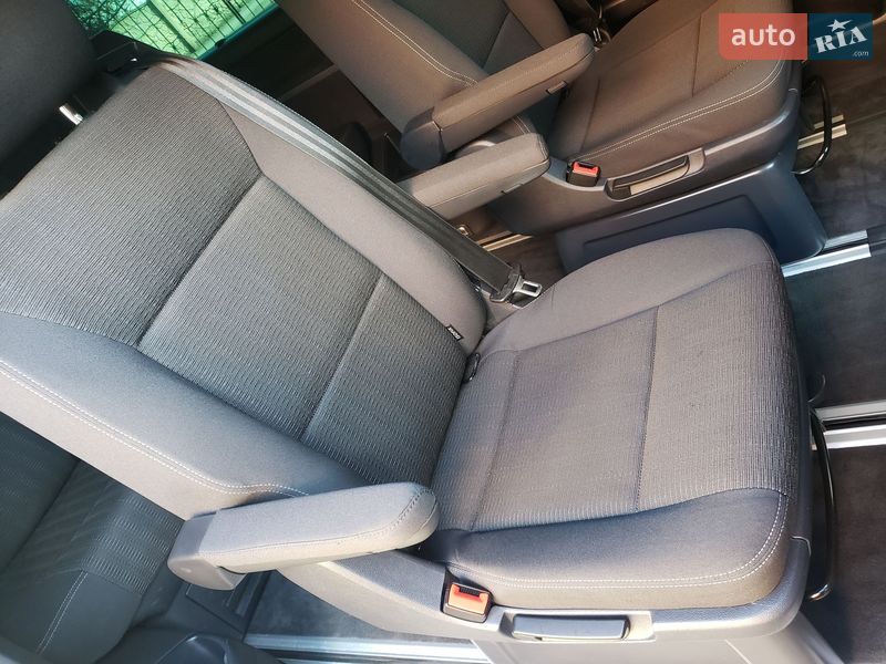 Минивэн Volkswagen Multivan 2017 в Луцке фото 79 Минивэн Volkswagen Multivan 2017 в Луцке