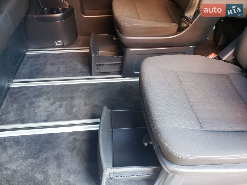 Минивэн Volkswagen Multivan 2017 в Луцке фото 83 Минивэн Volkswagen Multivan 2017 в Луцке