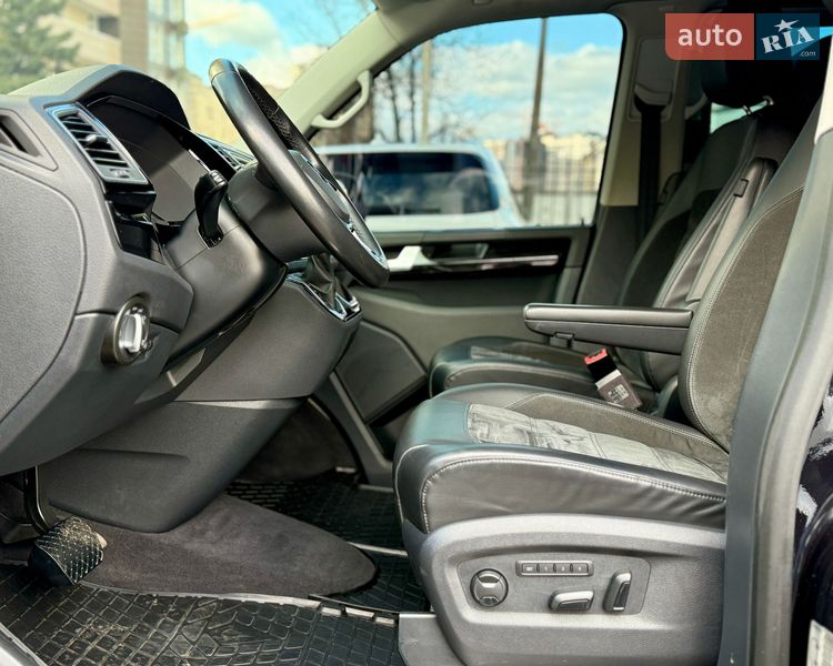 Минивэн Volkswagen Multivan 2019 в Киеве