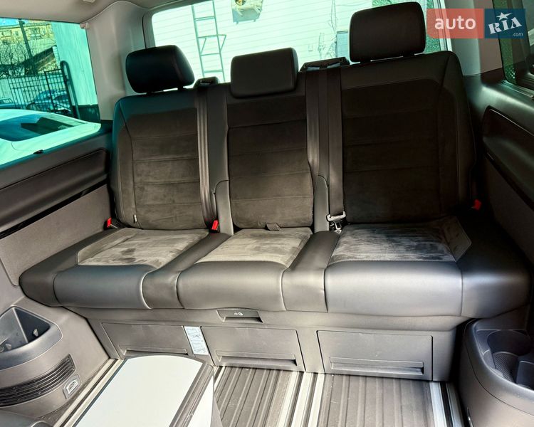 Минивэн Volkswagen Multivan 2019 в Киеве