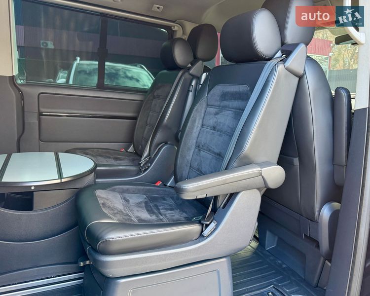 Минивэн Volkswagen Multivan 2019 в Киеве