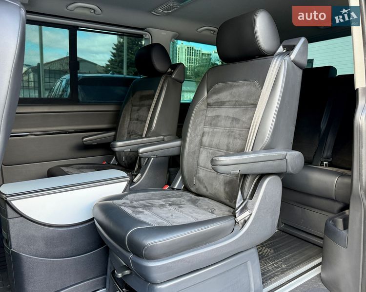 Минивэн Volkswagen Multivan 2019 в Киеве
