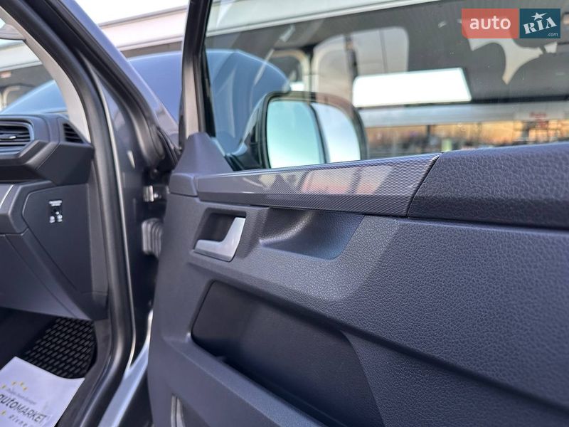 Минивэн Volkswagen Multivan 2020 в Ровно