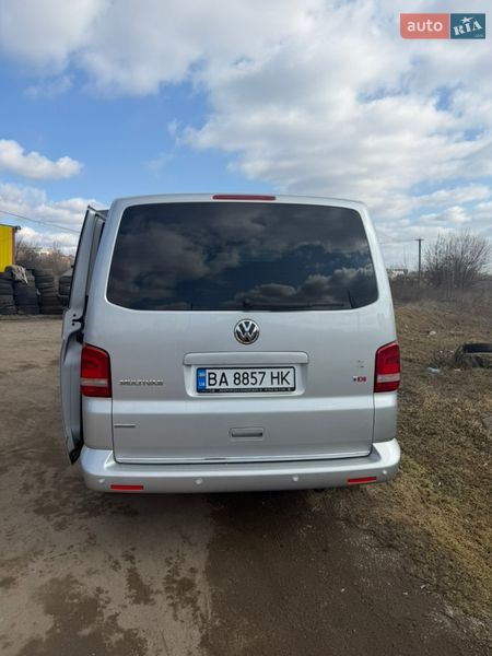 Минивэн Volkswagen Multivan 2011 в Кропивницком