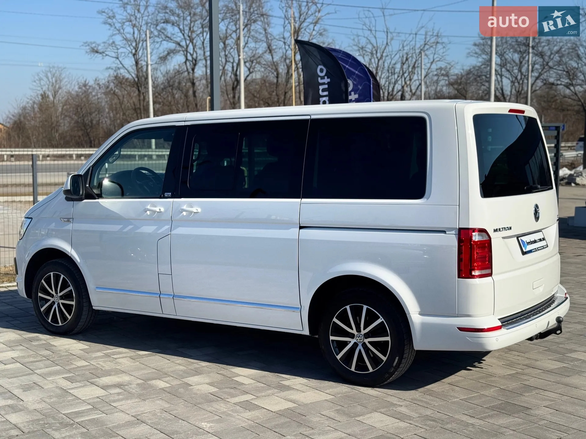 2017 Volkswagen Multivan - мініатюра 11