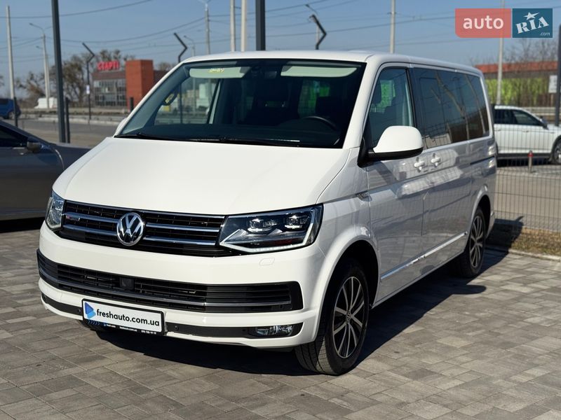 Минивэн Volkswagen Multivan 2017 в Ровно