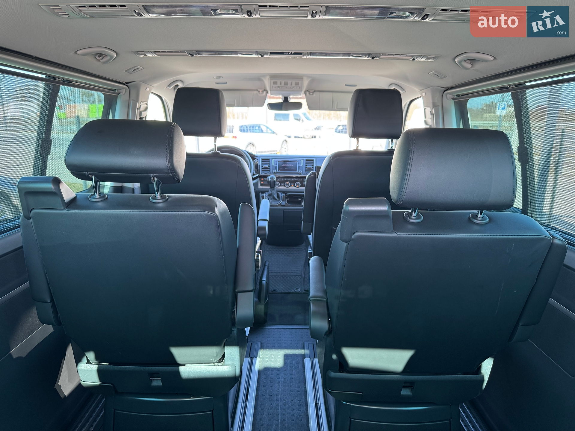 2017 Volkswagen Multivan - мініатюра 5