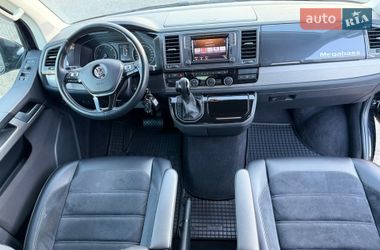 Минивэн Volkswagen Multivan 2018 в Иршаве