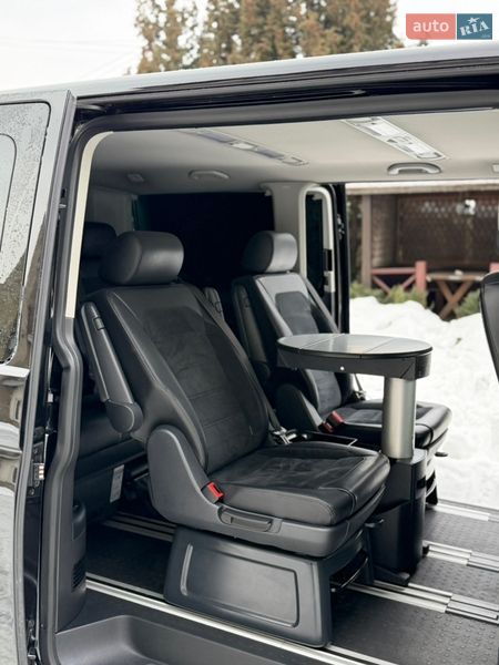 Минивэн Volkswagen Multivan 2018 в Львове фото 26 Минивэн Volkswagen Multivan 2018 в Львове