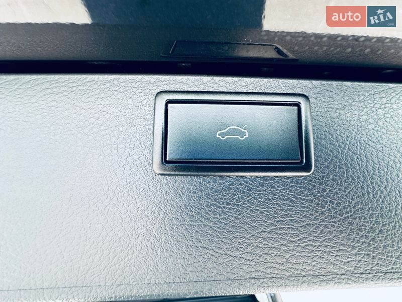 Минивэн Volkswagen Multivan 2020 в Одессе