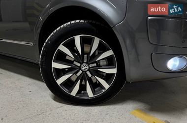 Минивэн Volkswagen Multivan 2012 в Запорожье