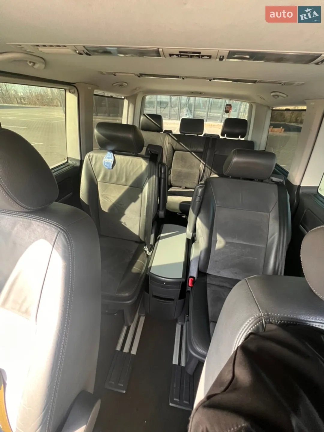 2010 Volkswagen Multivan - мініатюра 11