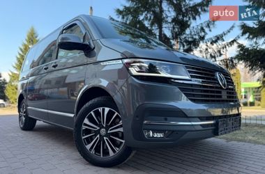 Минивэн Volkswagen Multivan 2023 в Киеве