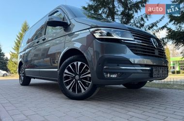 Минивэн Volkswagen Multivan 2023 в Киеве
