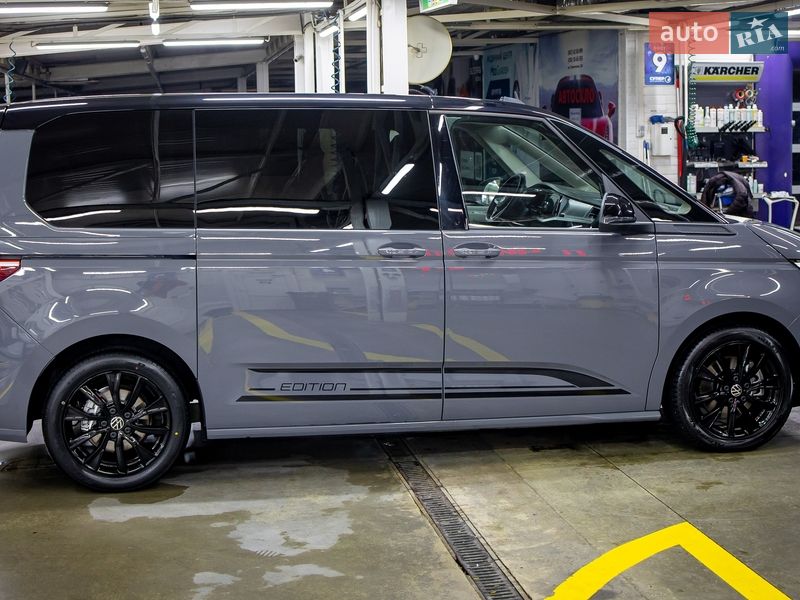 Минивэн Volkswagen Multivan 2022 в Черновцах