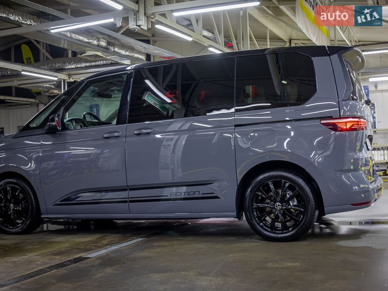 Минивэн Volkswagen Multivan 2022 в Черновцах