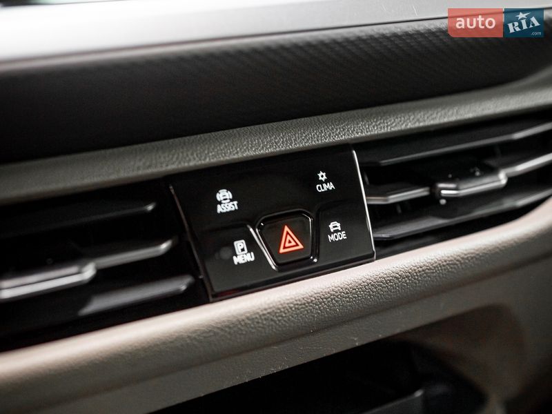 Минивэн Volkswagen Multivan 2022 в Черновцах