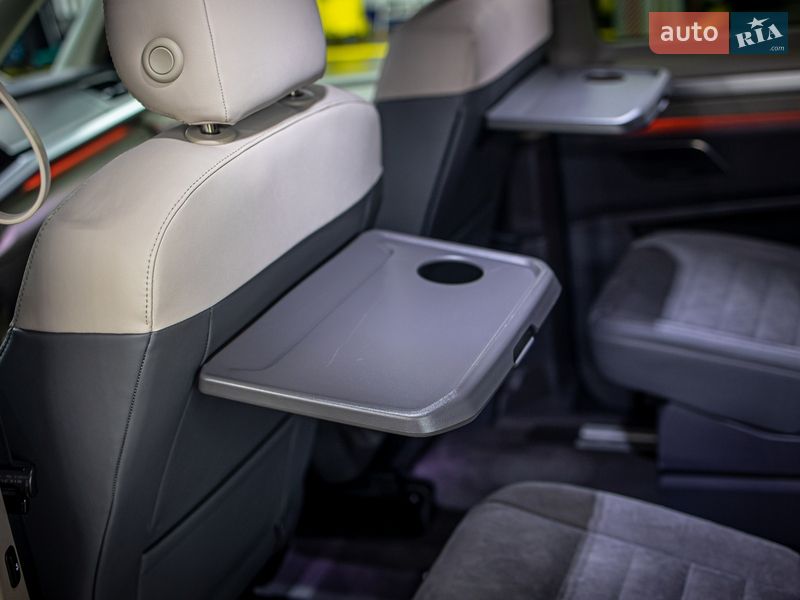 Минивэн Volkswagen Multivan 2022 в Черновцах